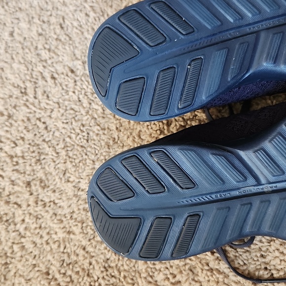 Lululemon APL techloom Phantom shoes. Midnight. Size 6. - Picture 6 of 9